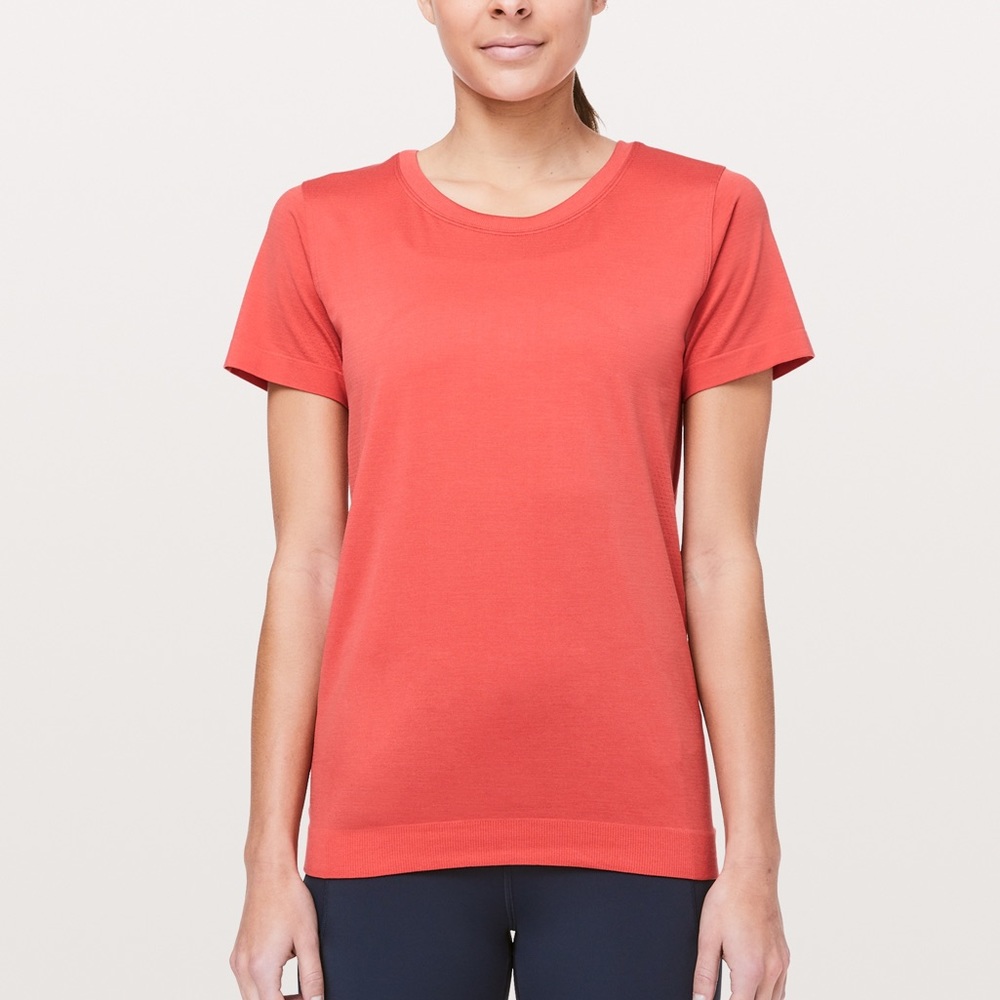 Lululemon Swiftly Tech Short Sleeve (Breeze)